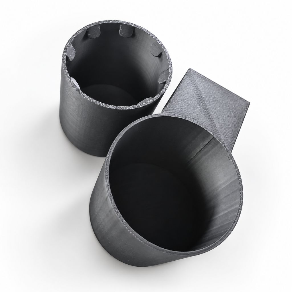 Polestar 2 / 4 - Clip-On Bottle and Slim Can Holder 6