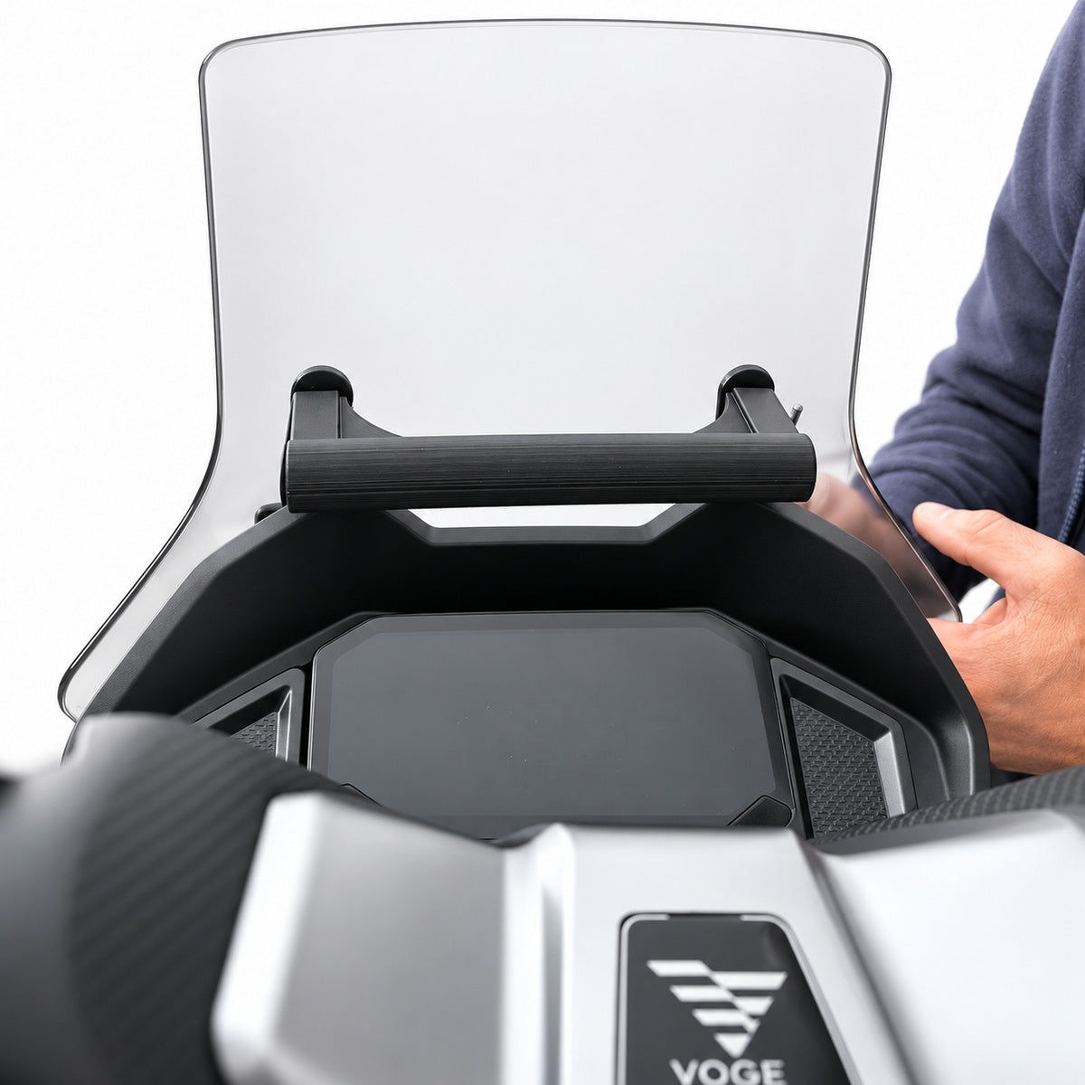 Voge SR1 - Phone Holder Mounting Bracket 8
