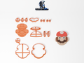 Cookie Cutter - Mario: πλήρες σετ εργαλείων δίπλα στο διακοσμημένο μπισκότο