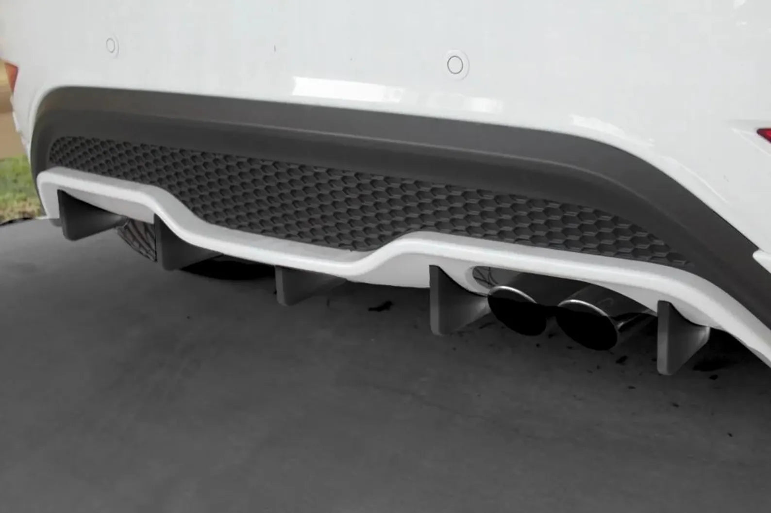 Ford Fiesta ST MK7 & MK7.5 - Diffuser Fins